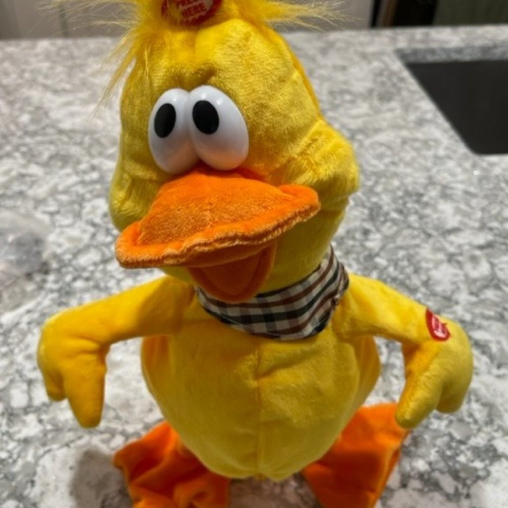 Houwsbaby 14.5" Animated Quacking & Dancing Duck Stuffed Animal Toy NWT